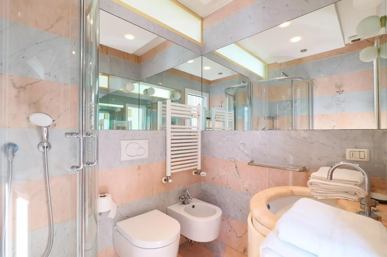 Lux Penthouse Palestro Apartment Milan Italy