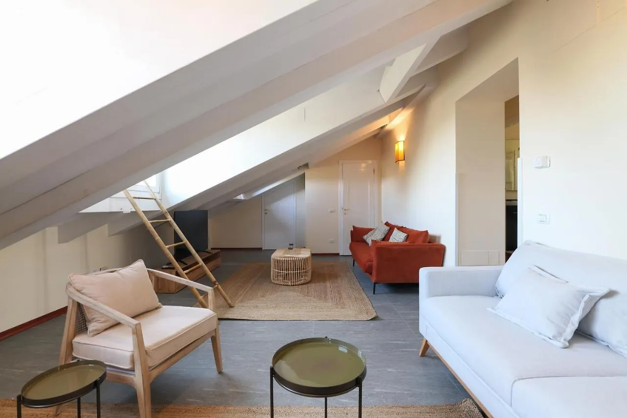 Lux Penthouse Palestro Lägenhet Milano 0*,
